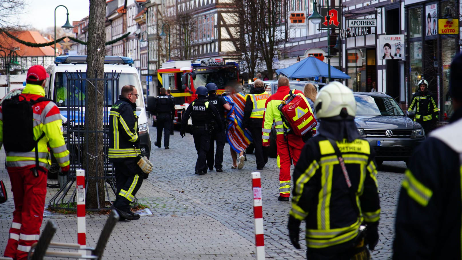 Polizei holt Mann bei Großeinsatz in Northeim aus seiner Wohnung