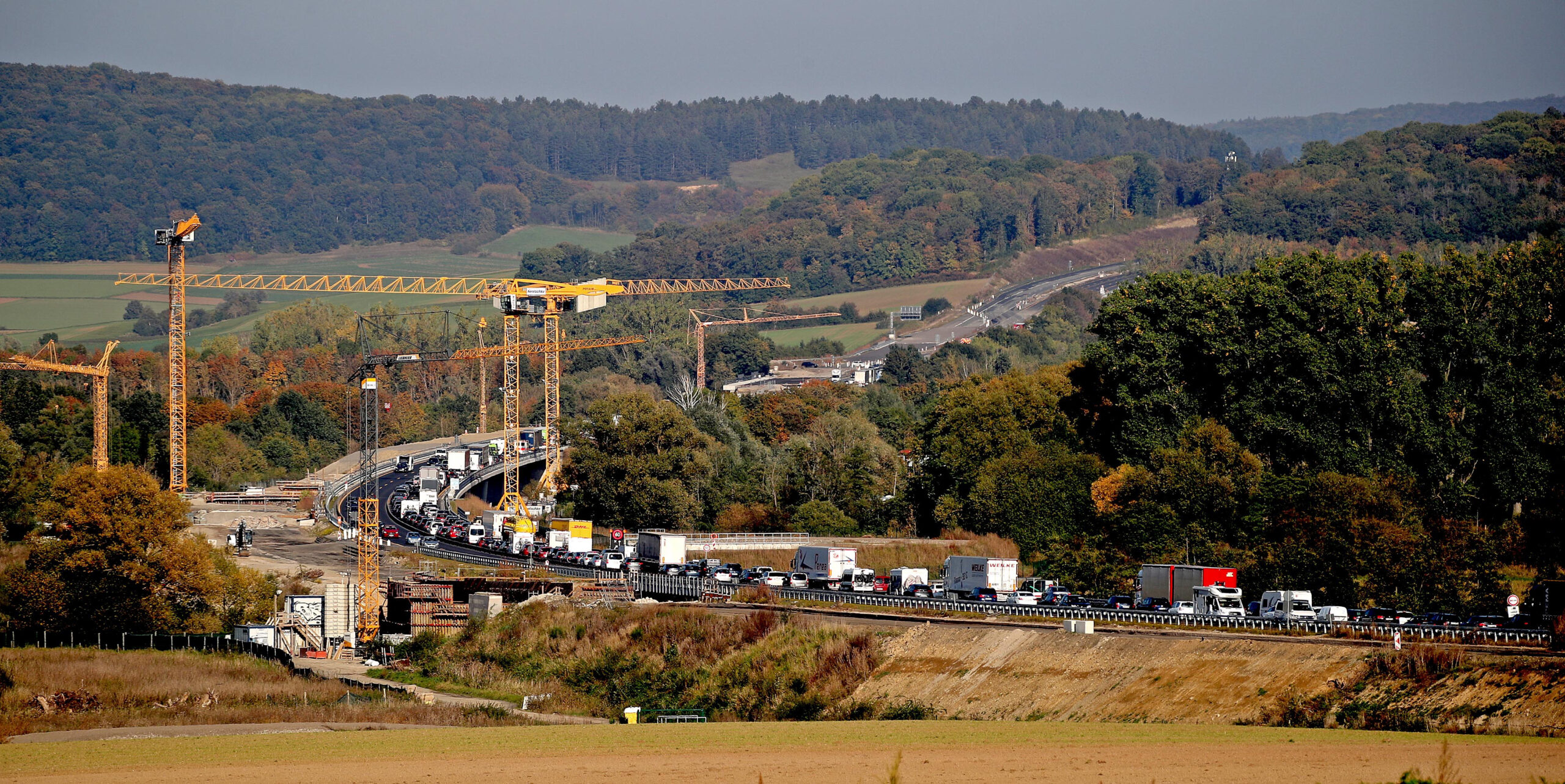 Nach A7-Unglück: Warum Fiel Ein Bauarbeiter Von Der Autobahnbrücke ...