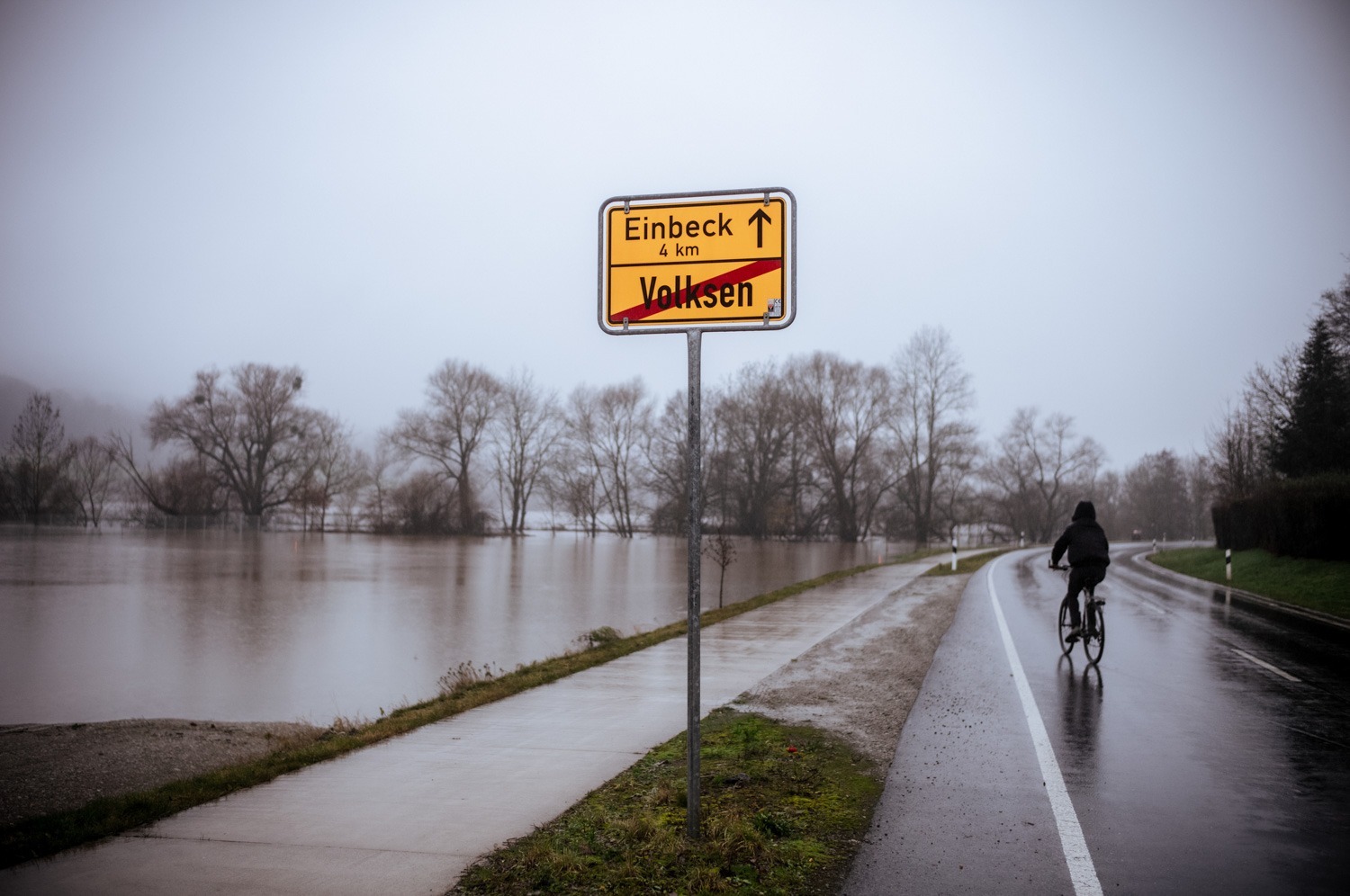 Einbeck am Heiligabend mit weiter steigenden Pegeln Northeim