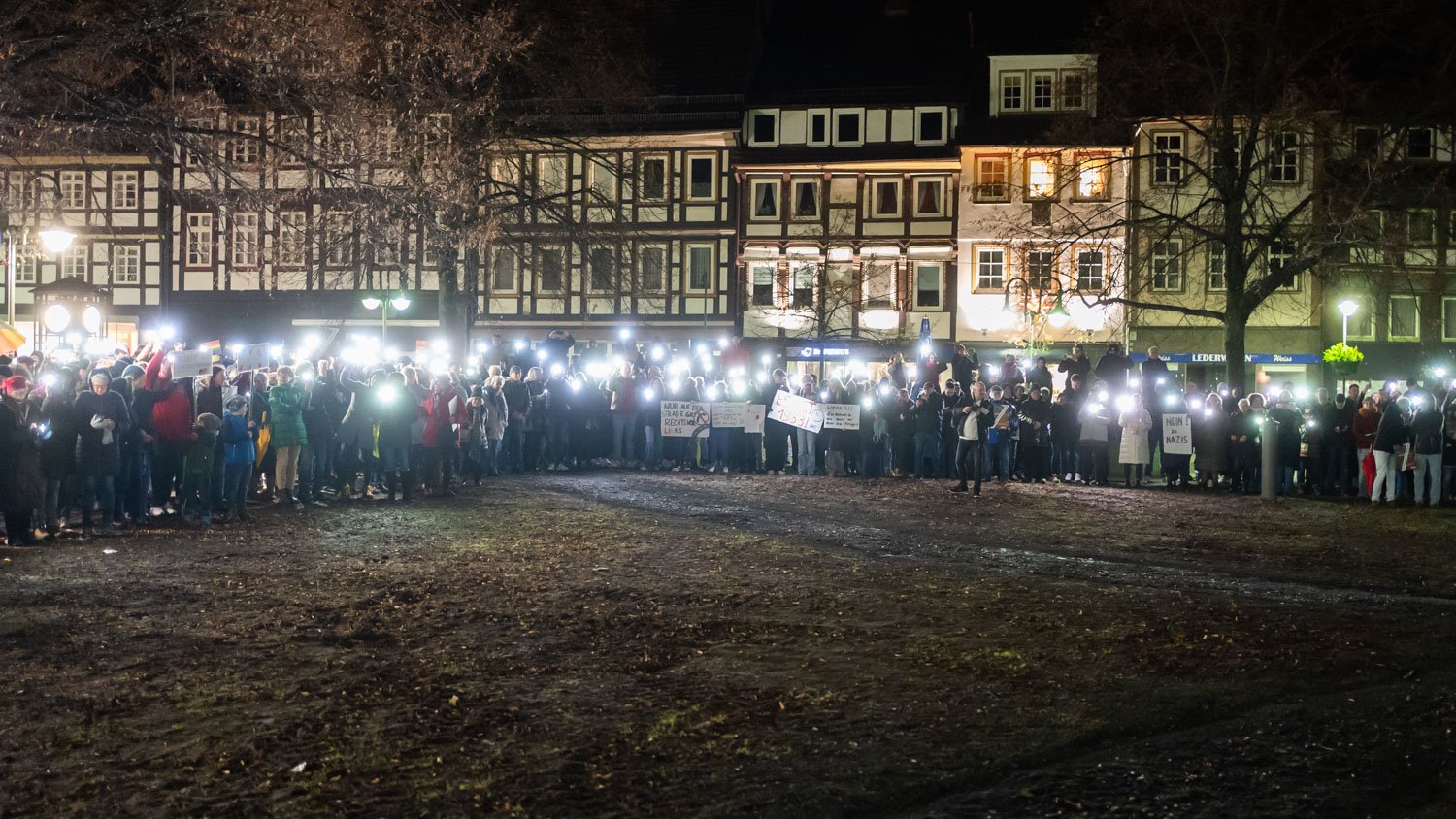 Eintausend Lichter für einen dunklen Northeimer Moment | Northeim jetzt
